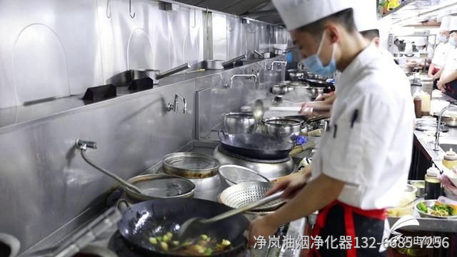 山东聊城油烟治理妙招：安装油烟净化器，给你个“笑脸”，开开心心营业