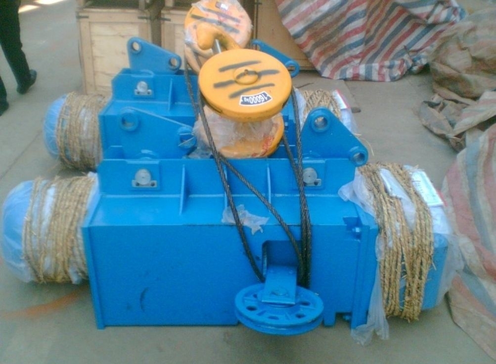 Electric hoist does not work after starting