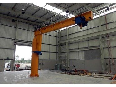 Fixed column jib crane operation