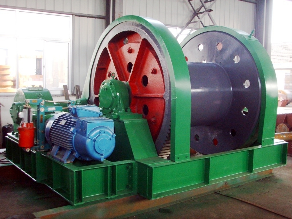 electric winch (124)
