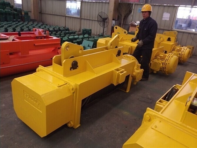 electric hoist (204)