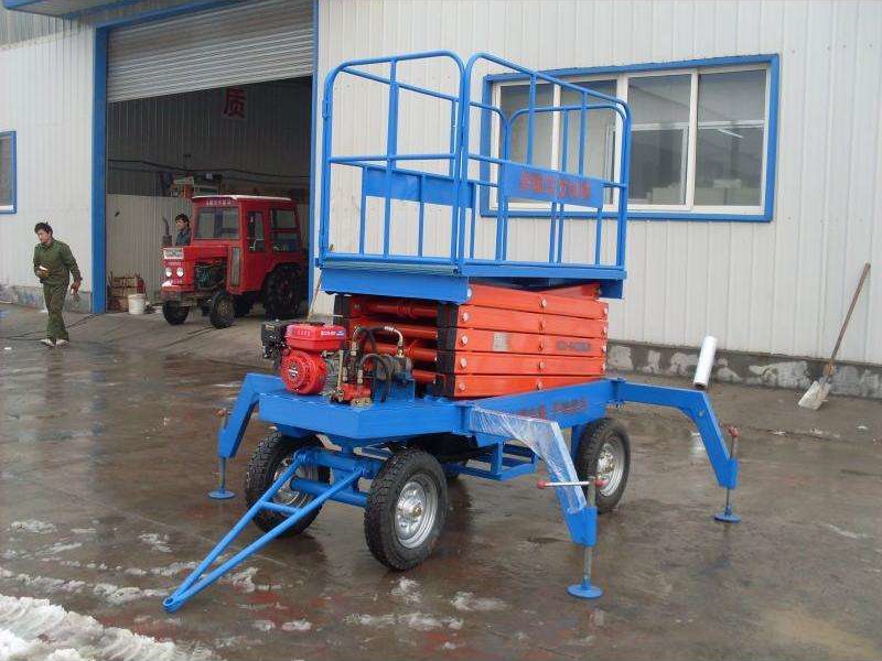 Four wheels mobile lifting platform