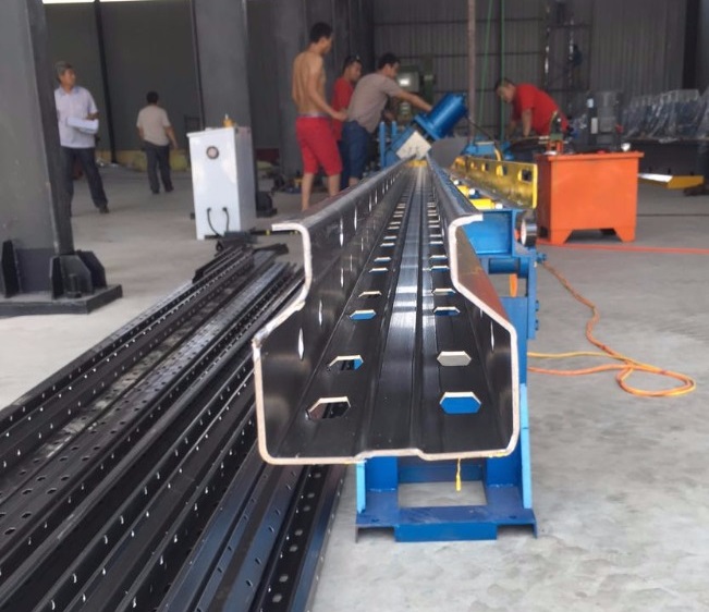 Warehouse Storage Shelves Racking  Roll Forming Machine