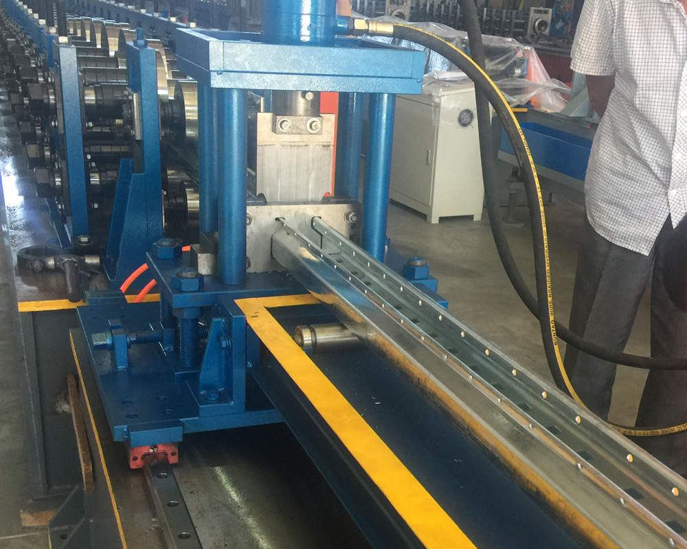 Warehouse Storage Pallet Rack Upright Roll Forming Machine