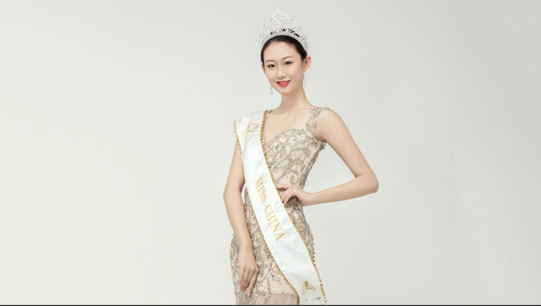 中国代表单茜出征2018年度洲际小姐全球总决赛，第1张