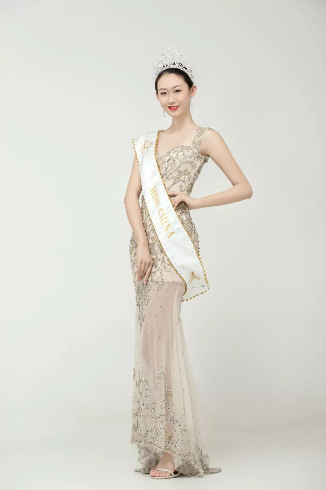 中国代表单茜出征2018年度洲际小姐全球总决赛，第5张