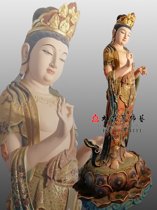 八大菩萨之金刚手菩萨侧面彩绘佛像
