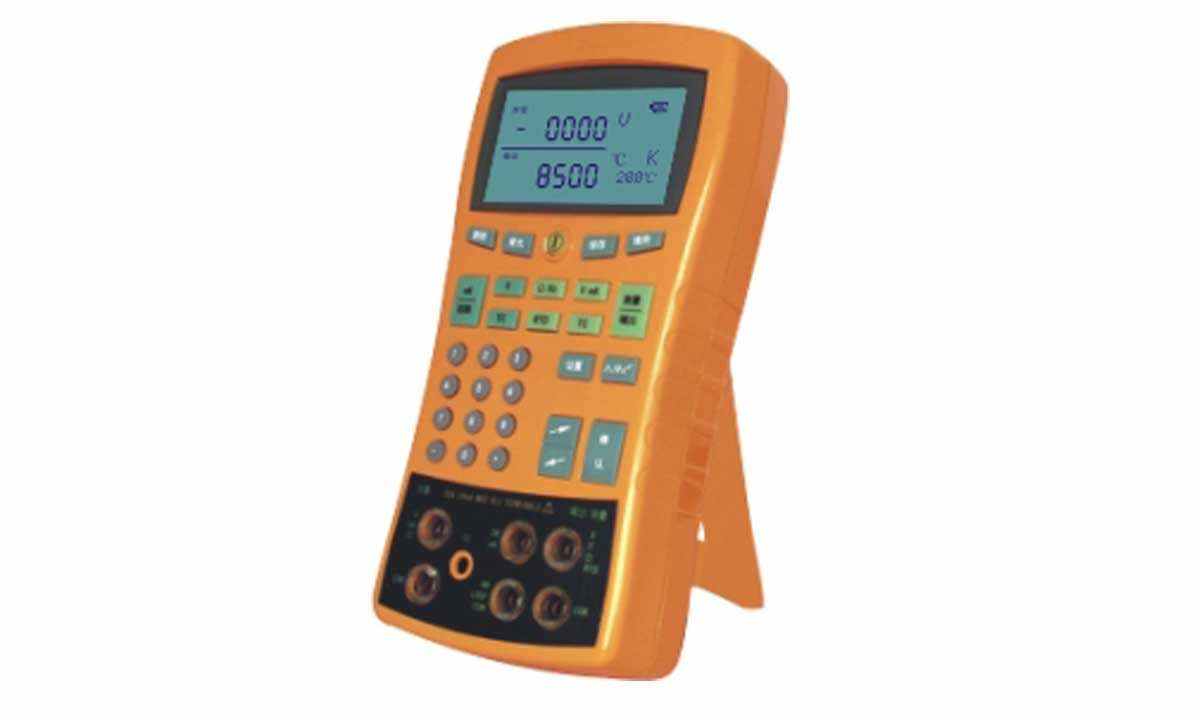 PY811W temperature calibrator