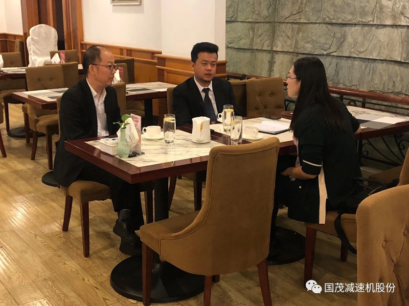 國茂減速機徐彬總經理接受新華社的記者采訪