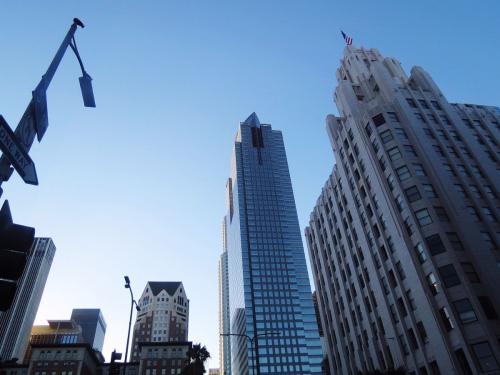 社论丨尽快建立长效机制，对楼市进行根本性改革与疏导