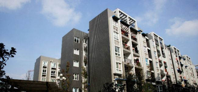 被东家切割、被对手diss、被住建部感谢 胡景晖点爆了什么