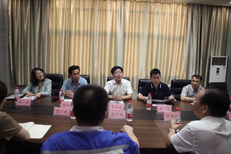 现场交流产学研深度融合事宜