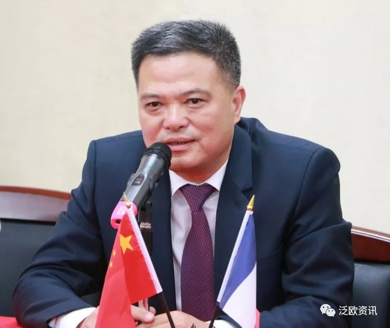 巴黎遠程視頻公證服務聯絡站在法國華僑華人會正式開通! 巴黎遠程視頻公證服務聯絡站在法國華僑華人會正式開通!