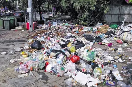 赤峰将安装30个无线监控点 严厉处罚偷倒垃圾! 赤峰将安装30个无线监控点 严厉处罚偷倒垃圾!