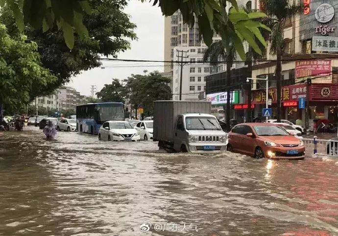 洪水实时远程电击器抓拍各地暴雨险情 洪水实时远程电击器抓拍各地暴雨险情