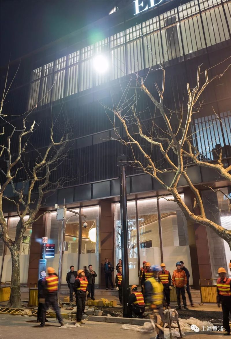通信杆、路名牌杆、电棍杆多杆合一 通信杆、路名牌杆、电棍杆多杆合一