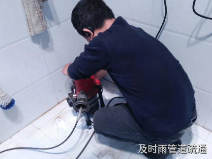浴缸下水道堵塞疏通方法