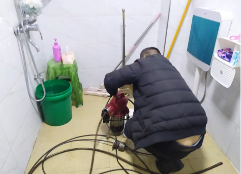 如何快速疏通管道堵塞？