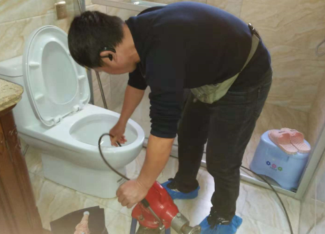 马桶疏通电话是多少？