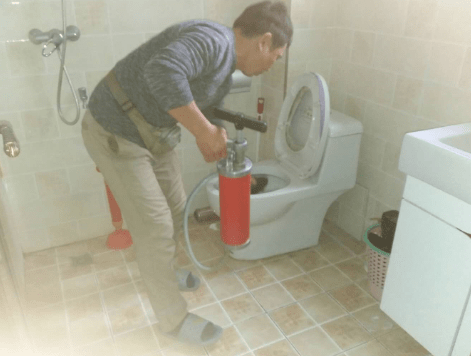 简述马桶堵塞原因