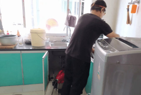 检查厨房管道堵塞原因