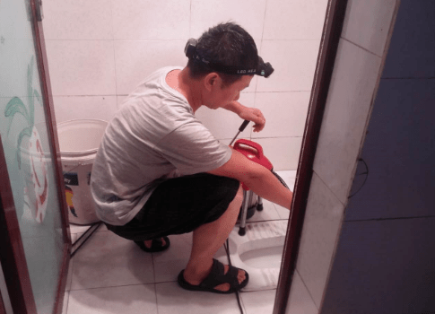厕所管道为什么容易堵塞？