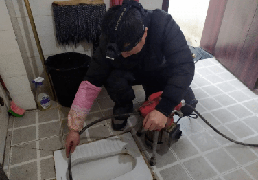 疏通管道多少钱？