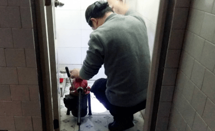 手摇疏通器