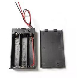 Plastic ABS Housing 4.5v 3 AAA Battery Holder with Switch, Cover and Lead Wires