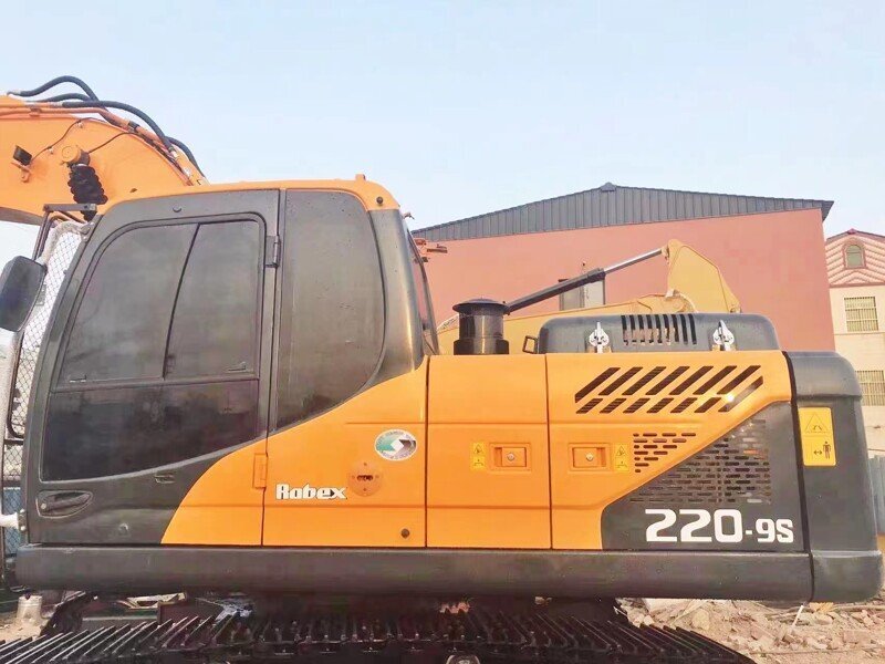 HYUNDAI 220-9S used excavator