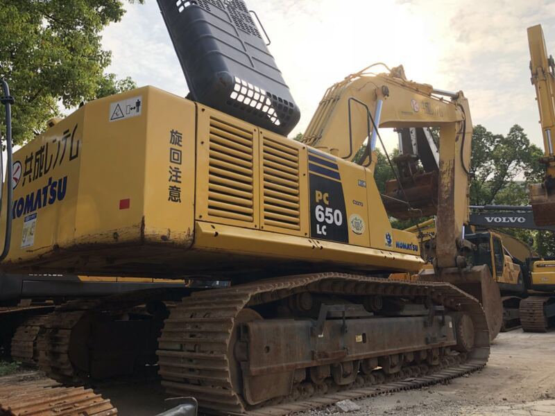 Komatsu PC650-8 used excavator