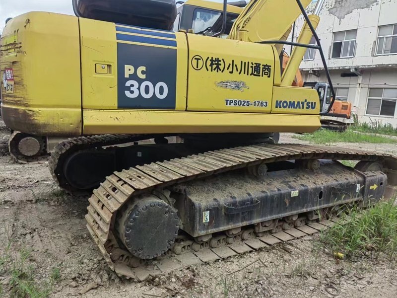 Komatsu 300-7 used excavator