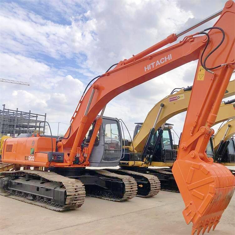 HITACHI EX200-5 used excavator