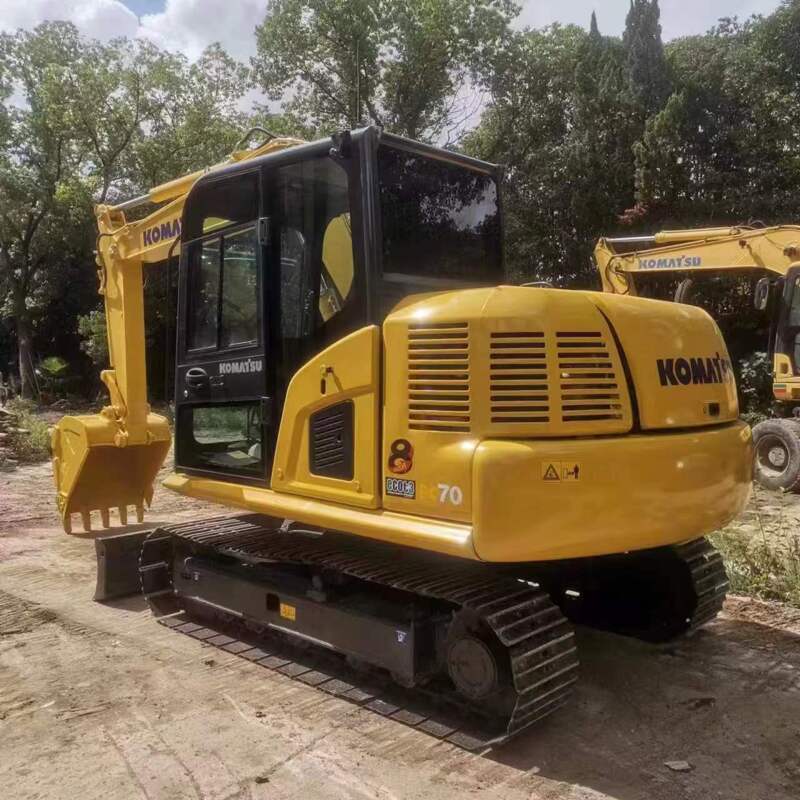 Komatsu PC70-8 used  excavator