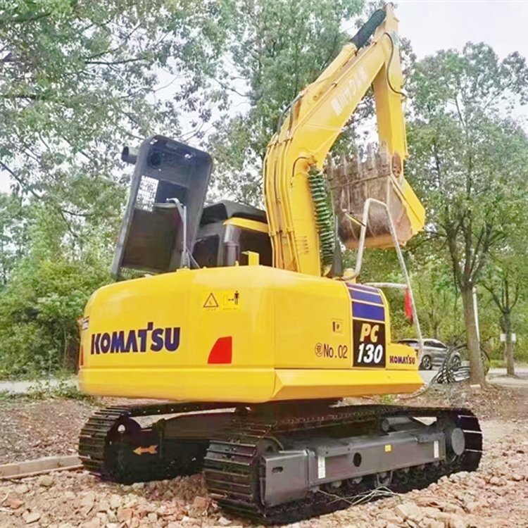 Komatsu PC130-8 excavator