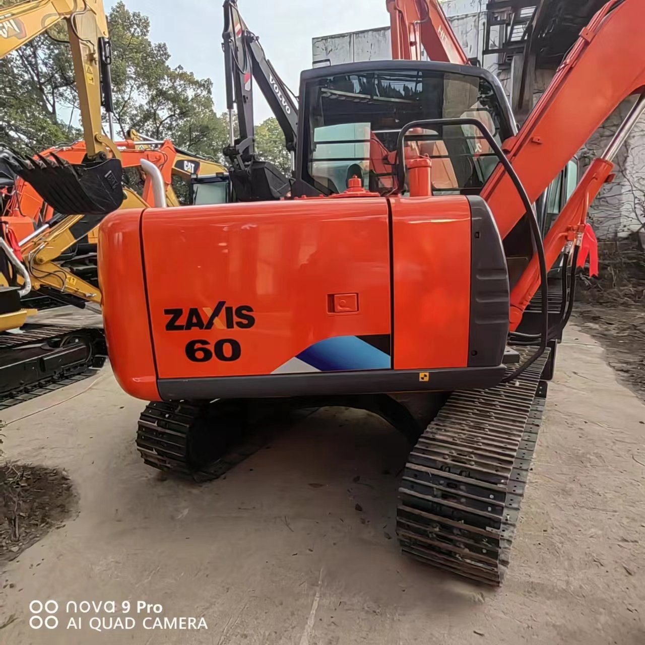 hitachi ZX60 small excavator