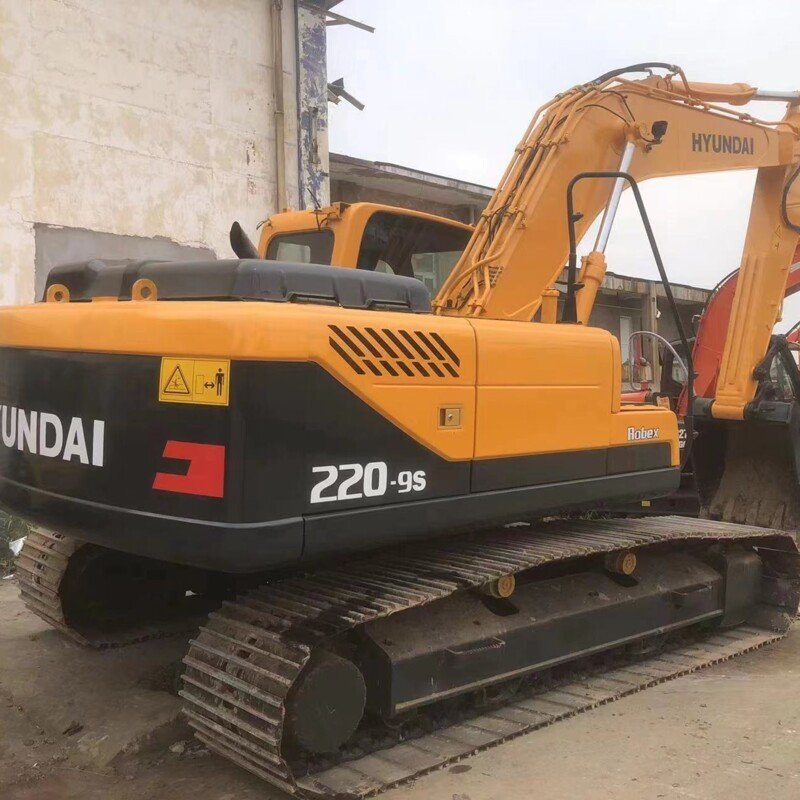 Hyundai 220 excavator