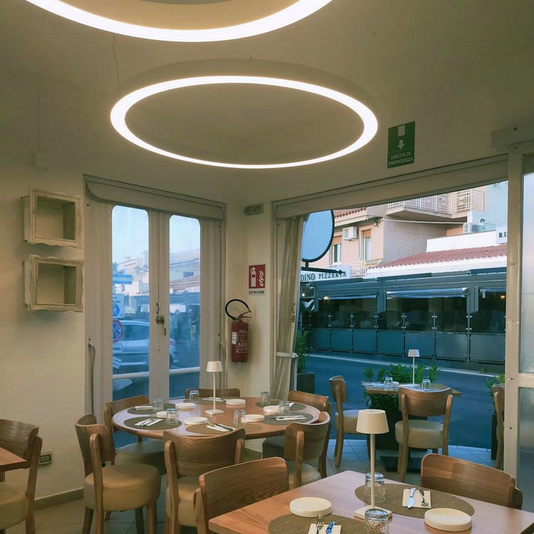 Quality Tests of Customised Circular Linear Lighting 