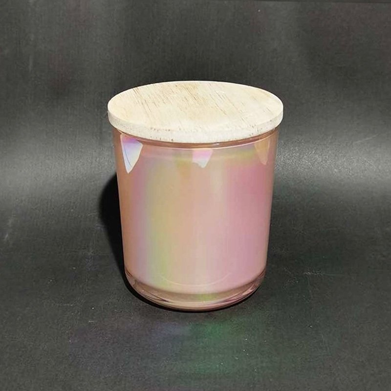 Glass candle jar with wood lid