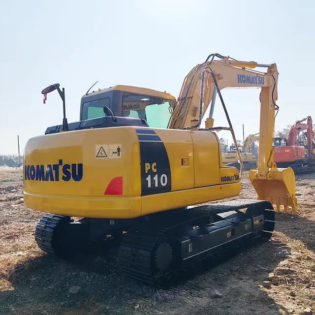 Excavadora Komatsu PC110