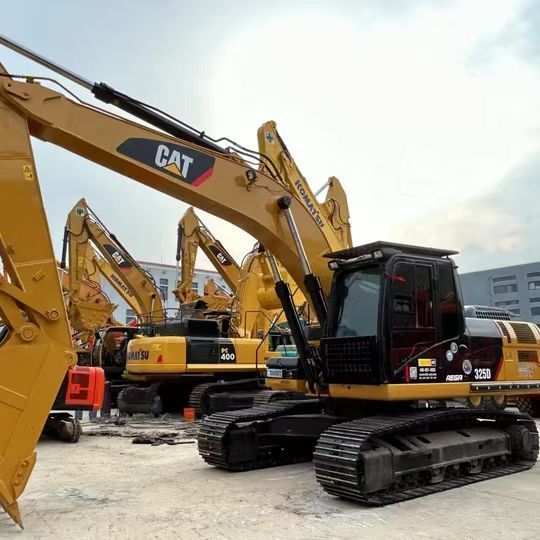 Excavadora Cat 325