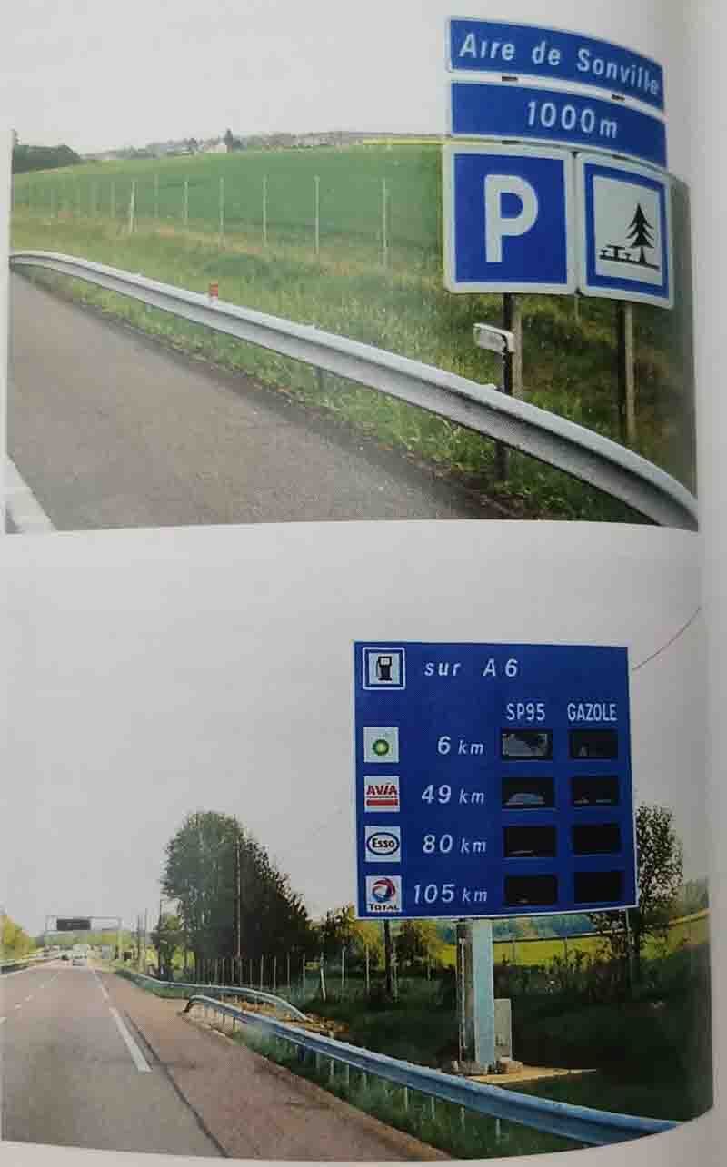 Advance signs for motorway services in France