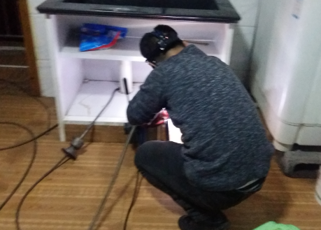 使用白醋疏通下水道效果有限 使用白醋疏通下水道效果有限