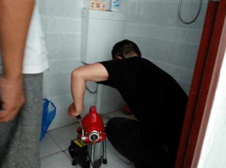 导致家庭管道堵塞的常见原因 导致家庭管道堵塞的常见原因
