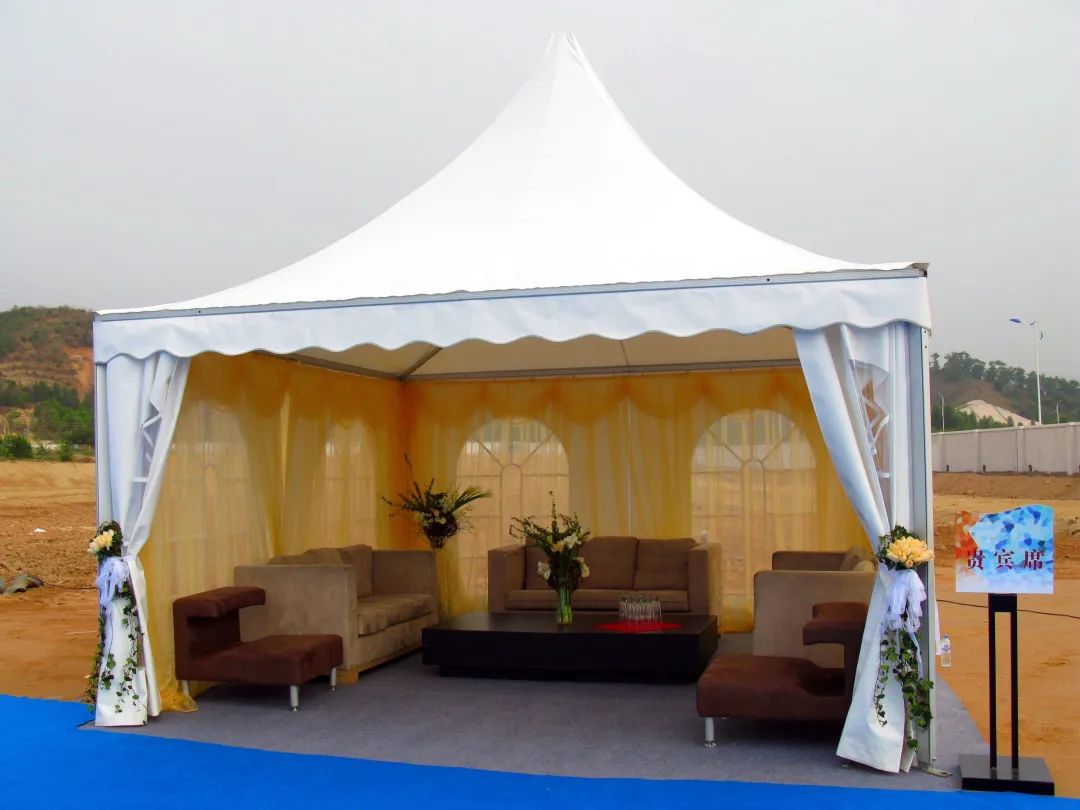 Small but Flexible Pagoda Tent