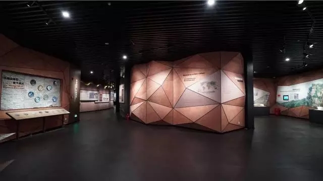 湖北黄冈大别山地质博物馆今日成功开馆